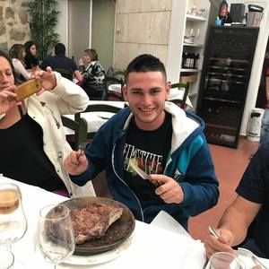 Meet your Posher, Dario